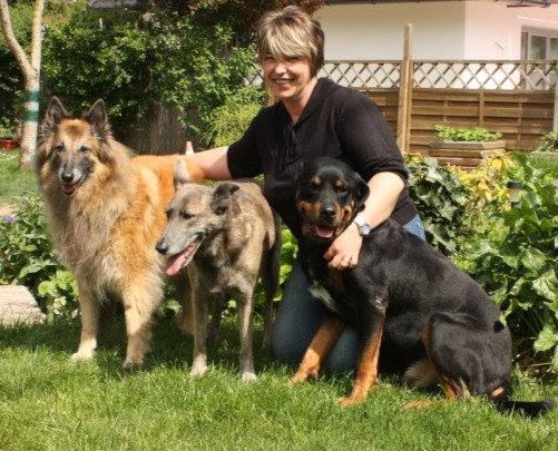 die Annette mit 3 hunden